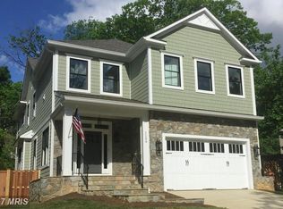 1124 S Frederick St, Arlington, VA 22204