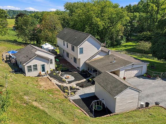 2nd image of 1255 Clearview Rd