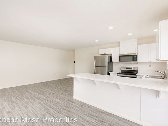4th image of 3375 Reynard Way APT 9