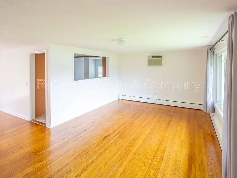 63 Columbus Ave — Photo 28
