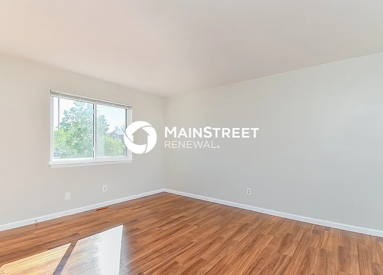 5805 Dutchess Dr — Photo 2