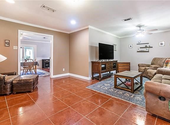 4th image of 5710 Abbey Dr