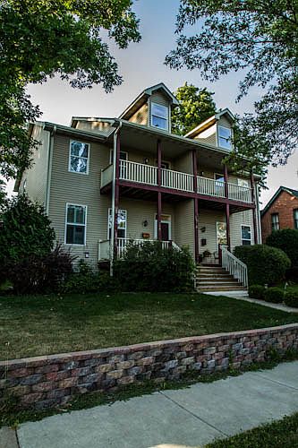 Great 2 Story Twin Home
