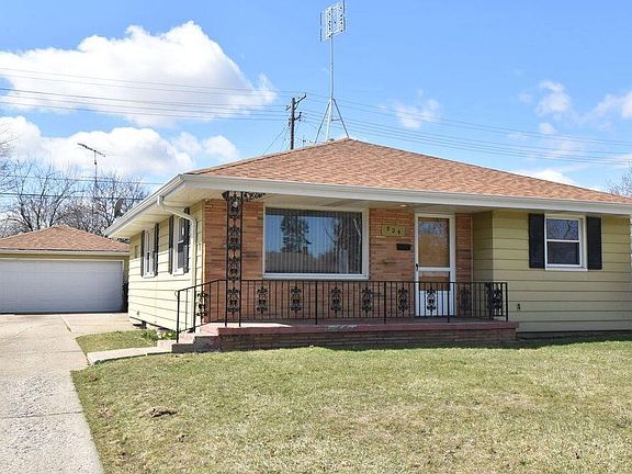 2nd image of 824 Ohio STREET