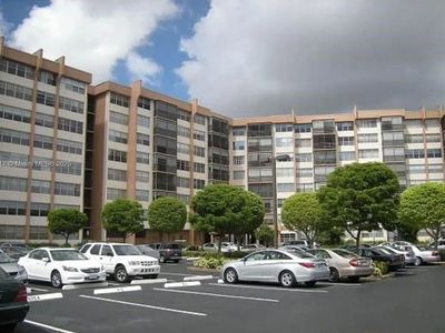 1100 Saint Charles Pl APT 717, Hollywood, FL, 33026