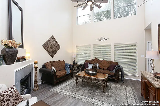 6010 Wood Byu — Photo 4