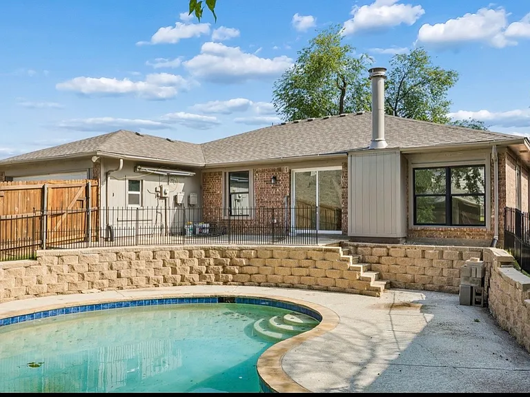 913 Filmore Dr — Photo 40