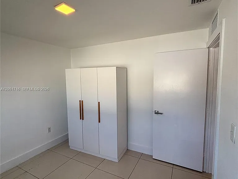 821 SW 18th Ave #206 — Photo 9