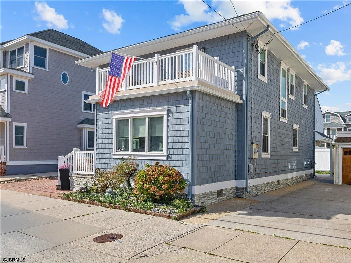 4 bed, 3.0 bath, $30,000 — Photo 3