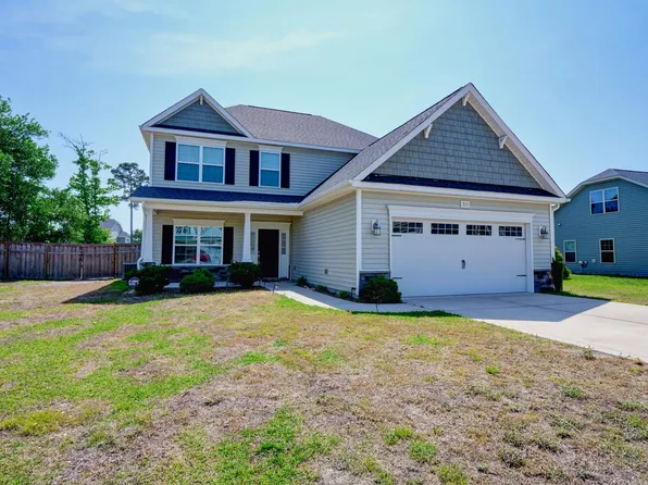 315 Red Cedar Dr, Sneads Ferry, NC 28460