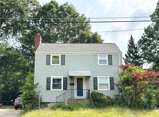 129 Service Ave, Sharon, PA 16146