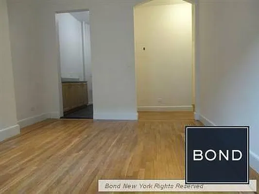 Rented by Bond New York | media 14