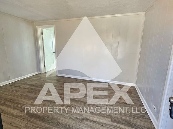 4th image of 207 Branch Ln APT 5