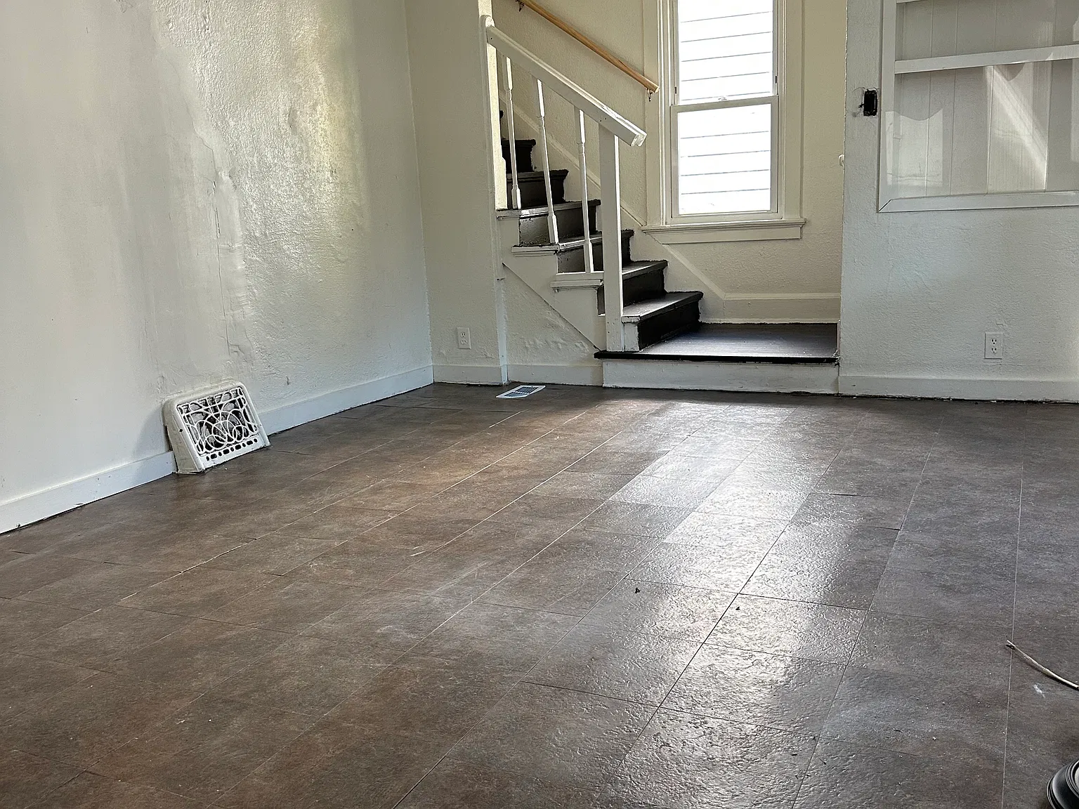 3 bed, $1,450 — Photo 2