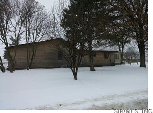 705 S Laurel St, Staunton, IL 62088