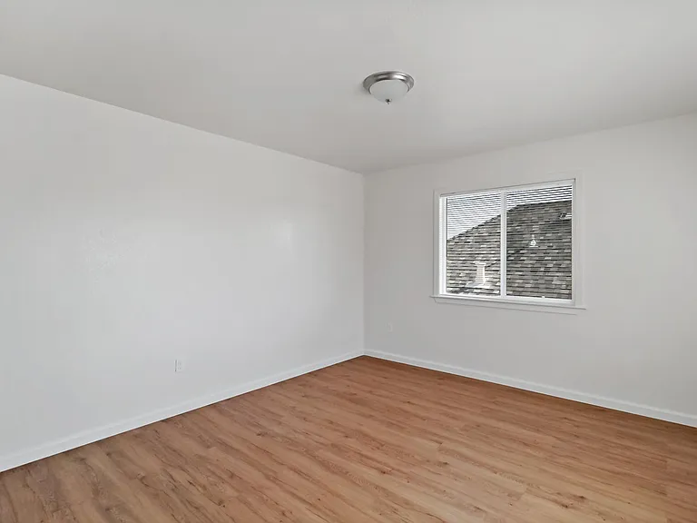 2642 35th Ave #C — Photo 27