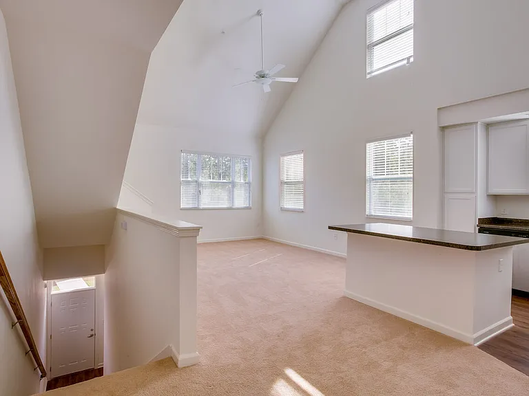 Basswood Landing Apartments — Photo 28