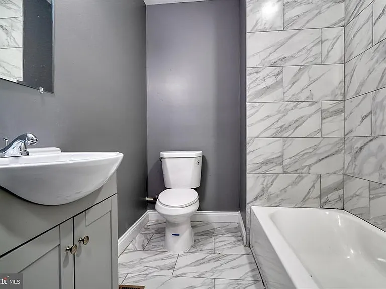 814 N Stricker St #1 — Photo 10