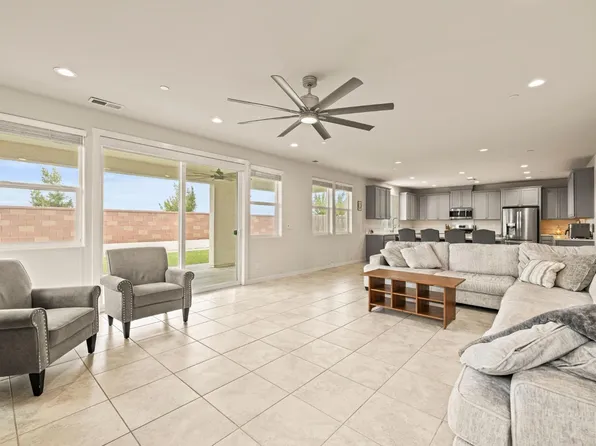 4040 Aura Way, Rancho Cordova, CA 95742