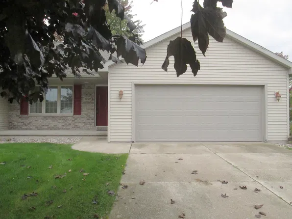 1759 Briarwood Ct, De Pere, WI 54115