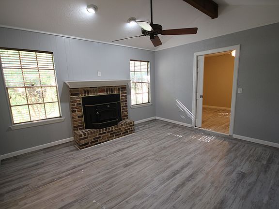 4th image of 2508 E Riviera Dr
