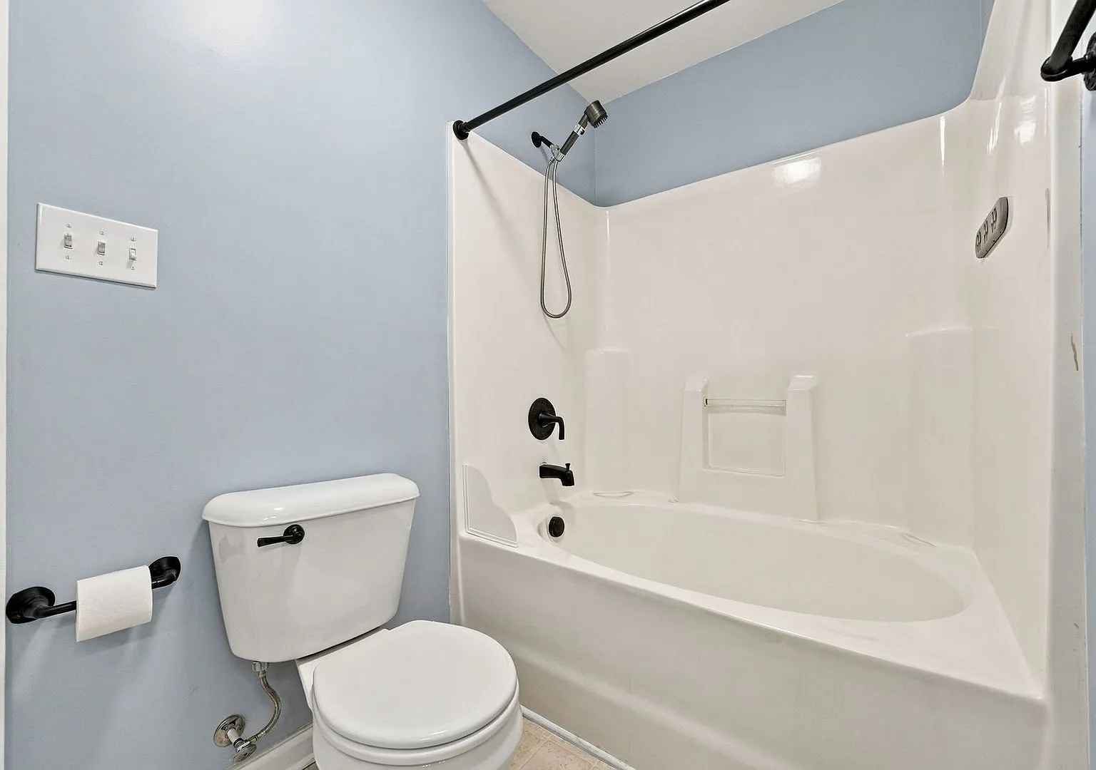 506 Oyster Rock Lane — Photo 3