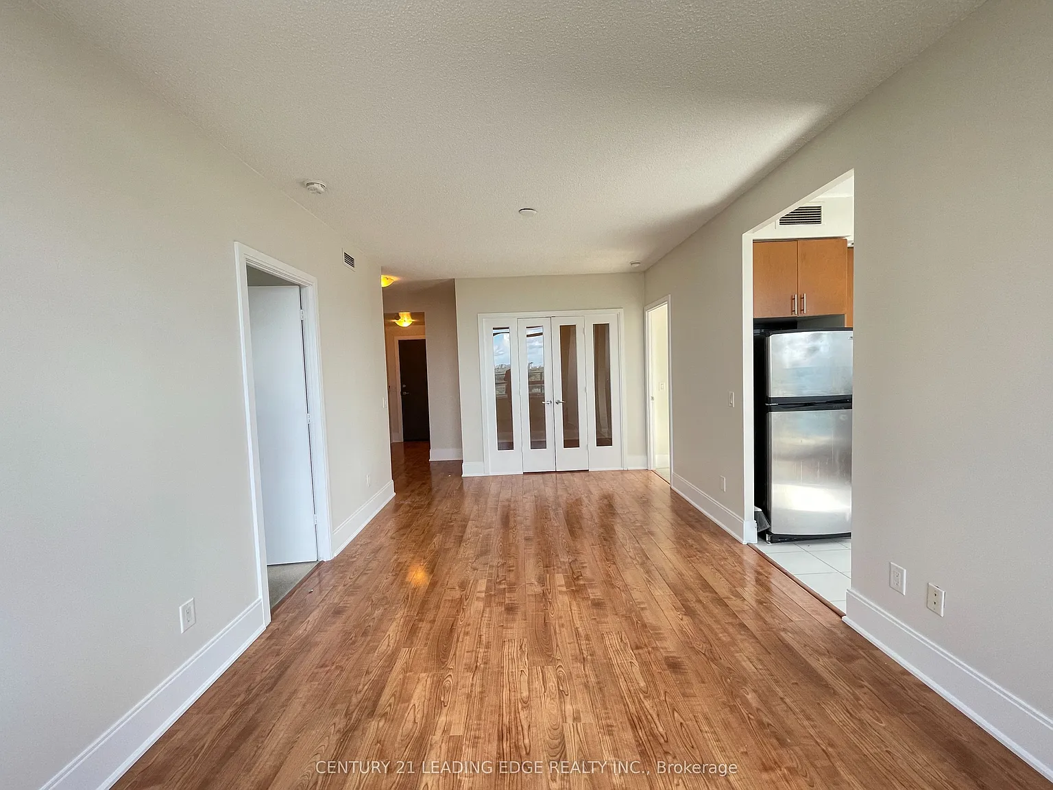3 bed, $3,100 — Photo 3
