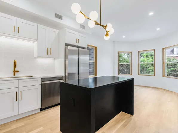 3 Bonn Pl #2, Weehawken, NJ 07086