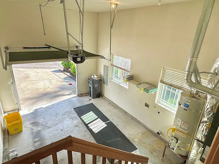 8702 NE Glisan St — Photo 8