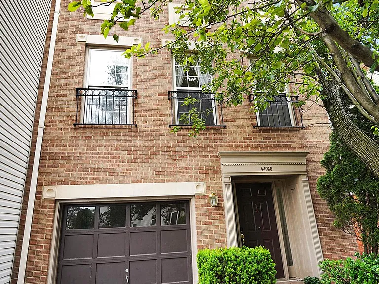 44030 Gala Cir — Photo 1