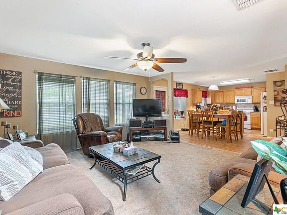 5th image of 248 Goliad Dr
