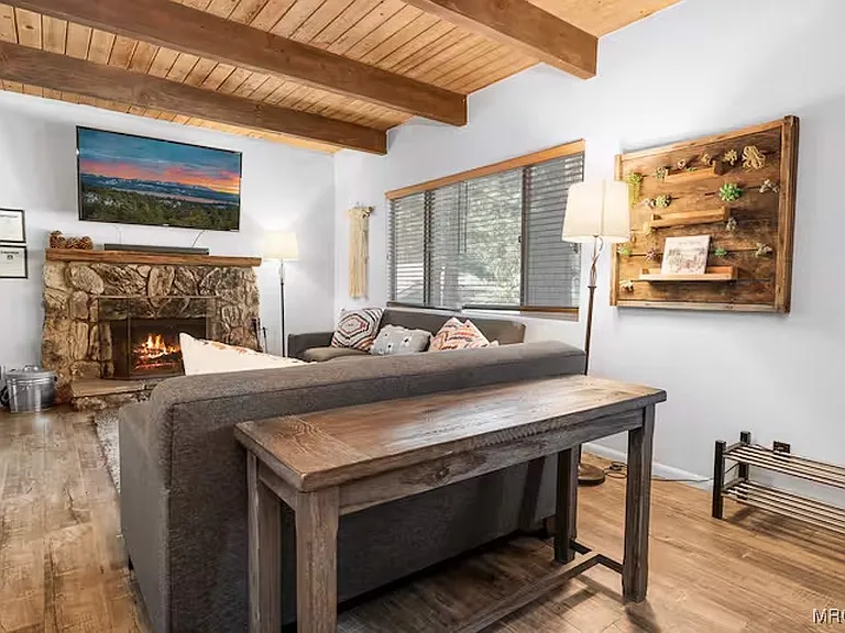 42646 Constellation Dr — Photo 4