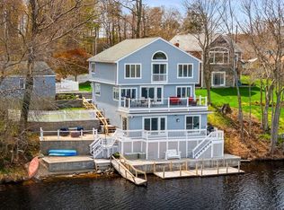 56 Lakeshore Dr, Essex, MA 01929