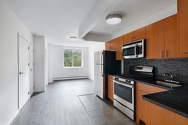 1st image of 194 E 2nd St APT 2A