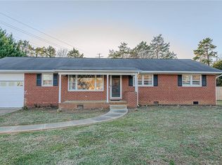 212 N Wilkins Rd, Haw River, NC 27258