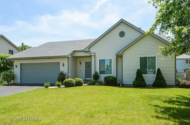 1st image of 506 Pinewood Dr