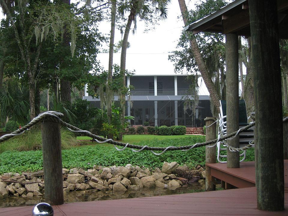 1st image of 19 Palm Ln
