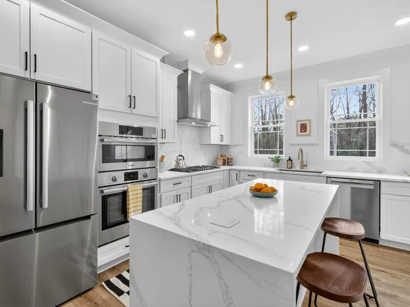 2938F Chapel Hill Rd, Durham, NC 27707