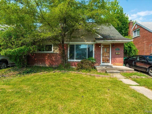 6071 Cardwell St, Garden City, MI 48135