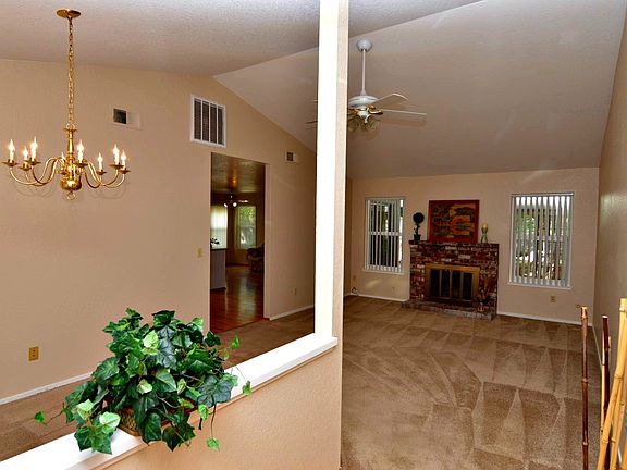 2nd image of 5915 Kingwood Cir
