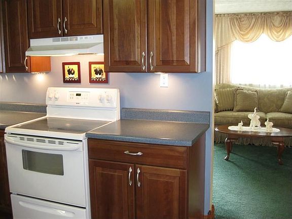 4th image of 6446 Rosebury Dr