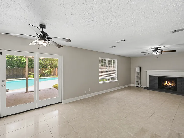 8130 Sunny Ridge Dr — Photo 14