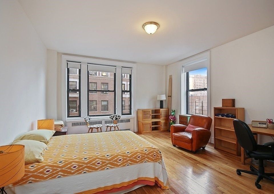 2nd image of 525 W End Ave APT 8H
