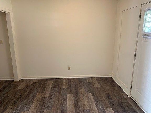 5th image of 205 Kristin Dr #A
