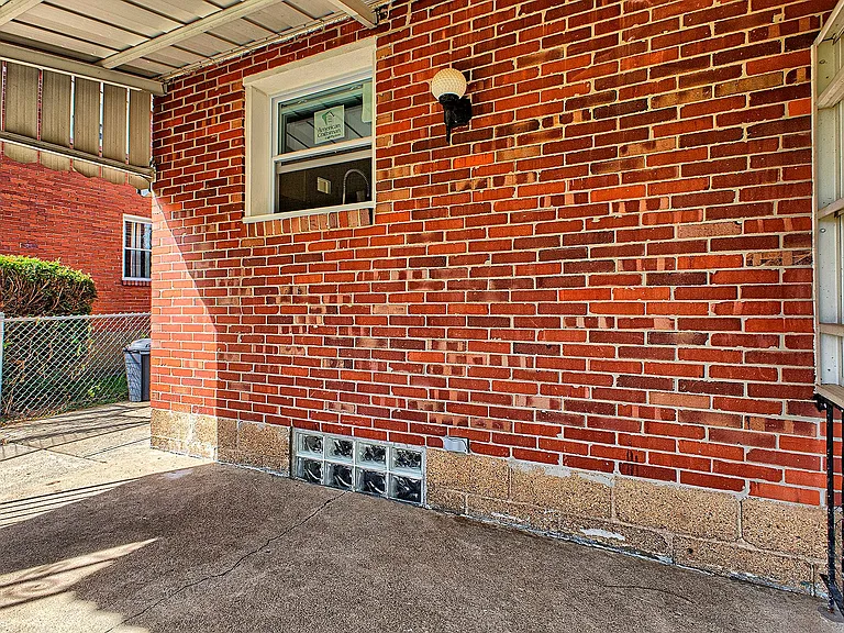 1524 Mansion Pl — Photo 22