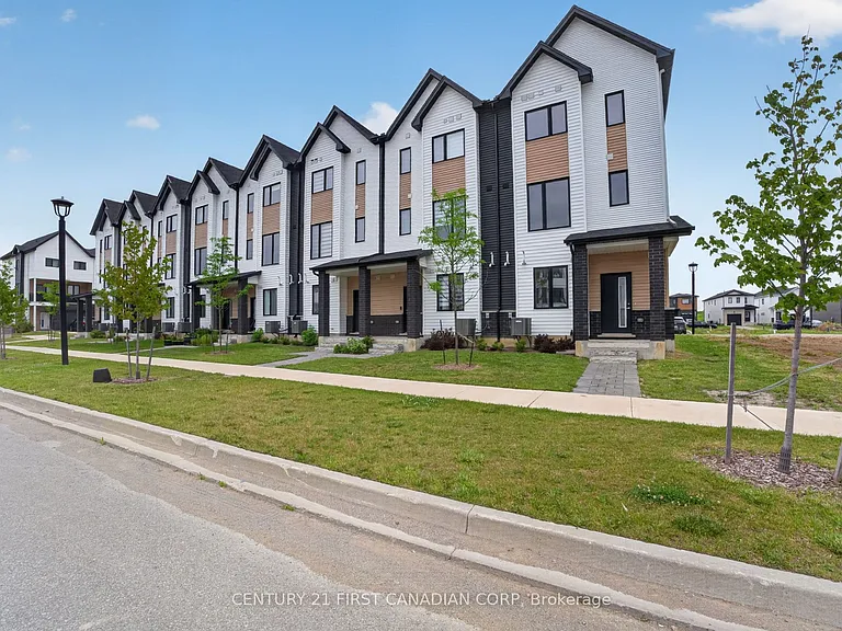 1595 Capri Cres #66 — Photo 33