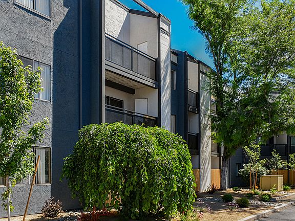 4th image of 805 Kuenzli St #248
