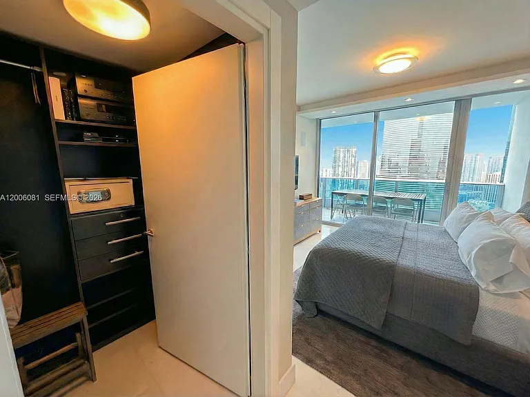 200 Biscayne Boulevard Way #4310 — Photo 15
