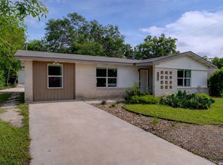 1011 MOREY PEAK DR, San Antonio, TX 78213