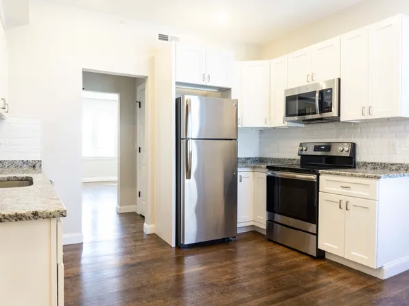 2017 Commonwealth Ave #5L, Brighton, MA 02135